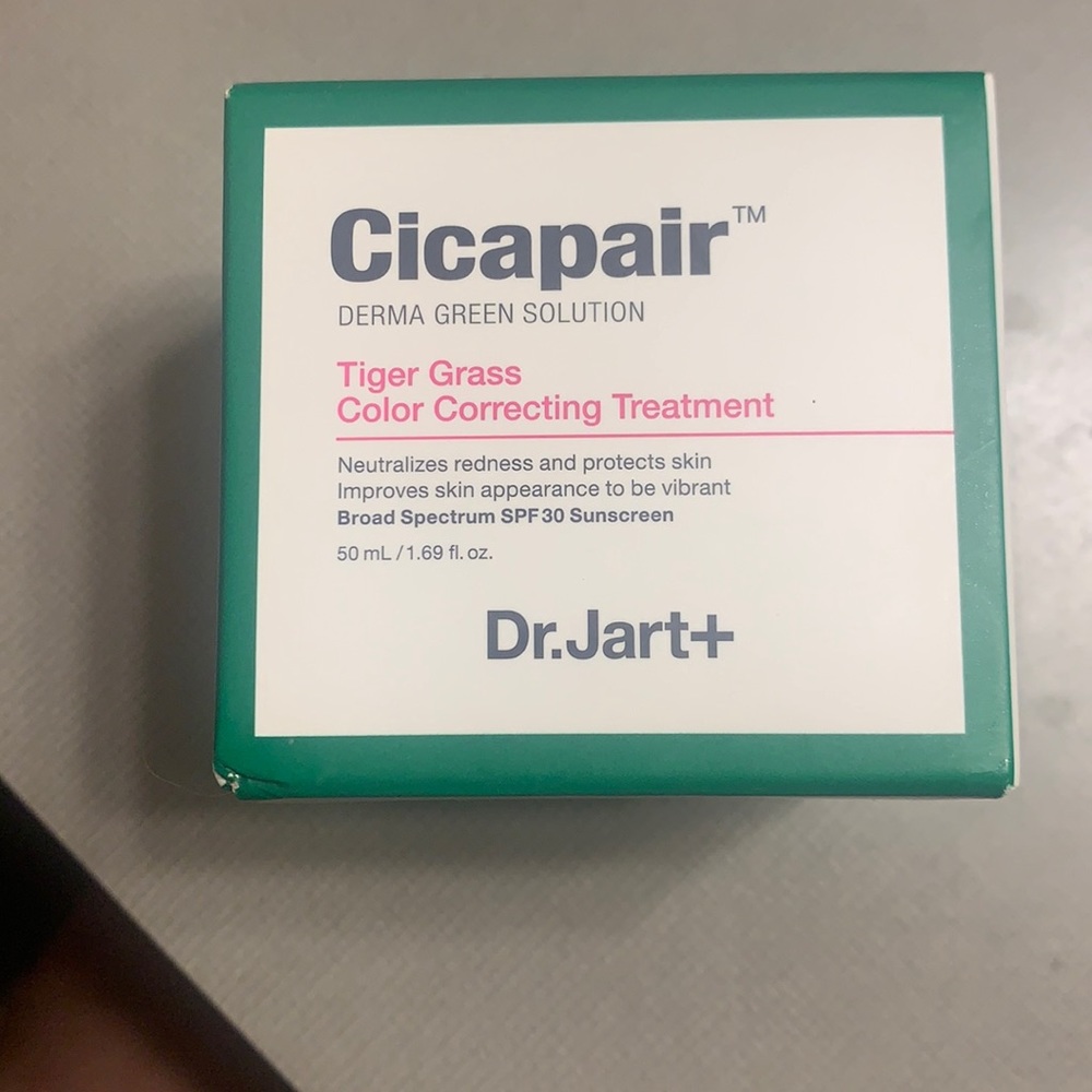 Dr. Jart Tiger Grass color correcting cream